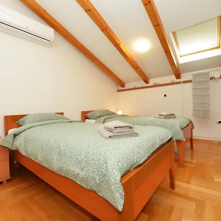 Apartamento Nikola