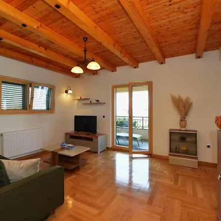 Apartamento Nikola *