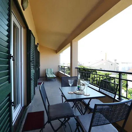 Nikola Apartament