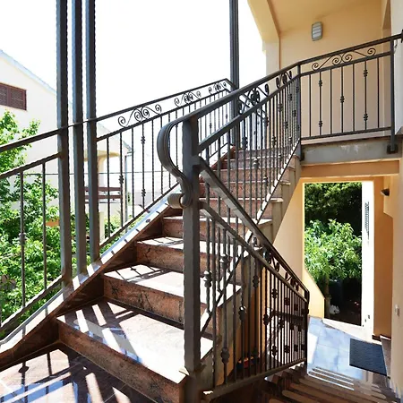 Nikola Apartment Zadar