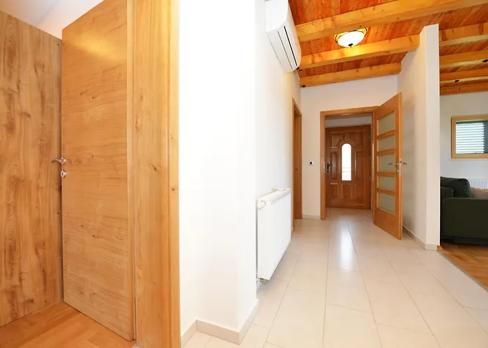 Nikola Apartment Zadar